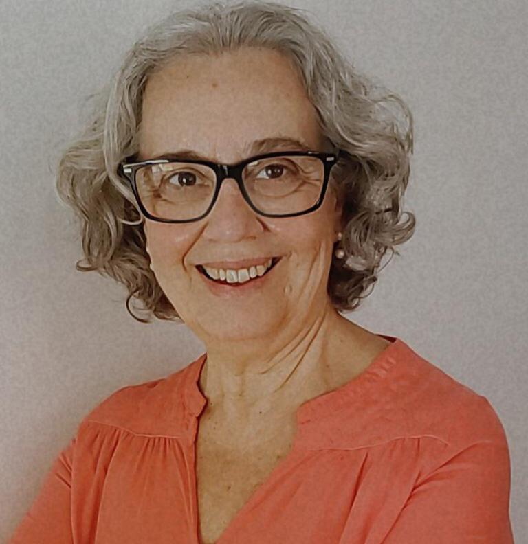 Eliana Leite Praça