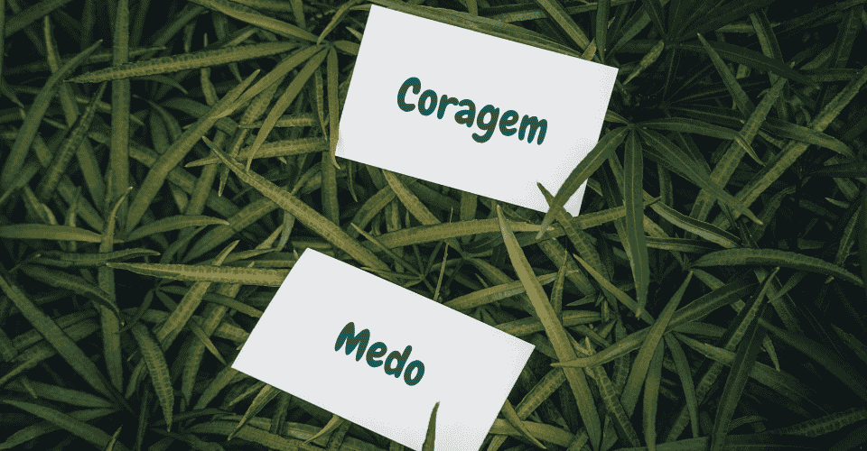 Onde o medo e a coragem coexistem